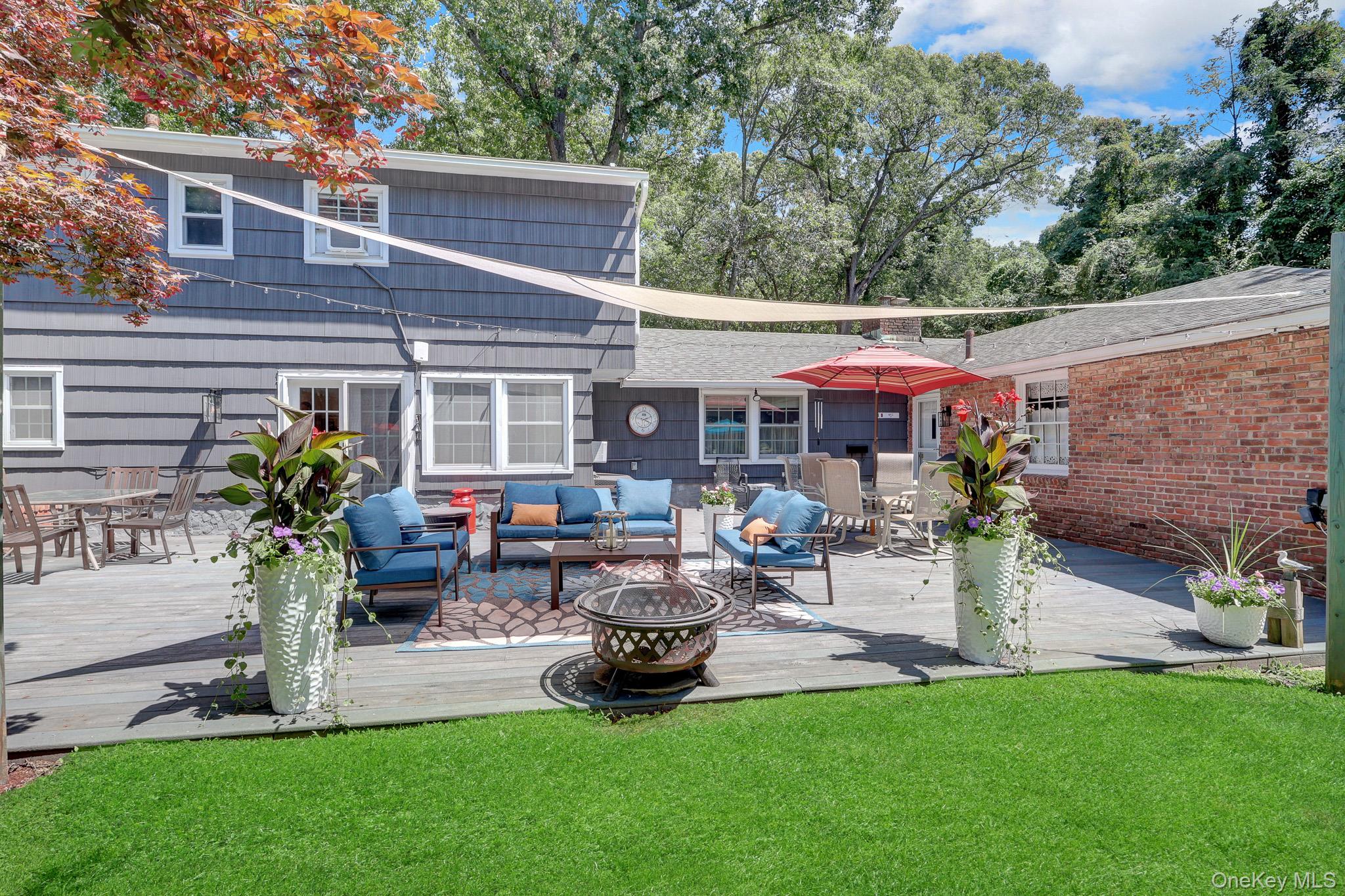121 Old Field Road