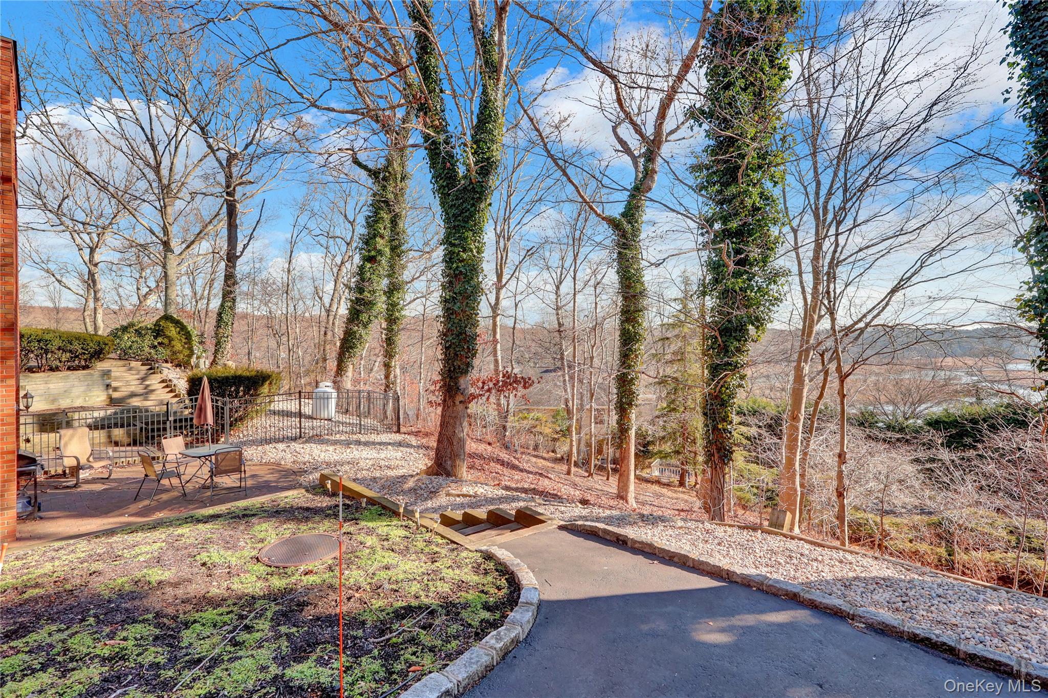 2 Riverview Terrace