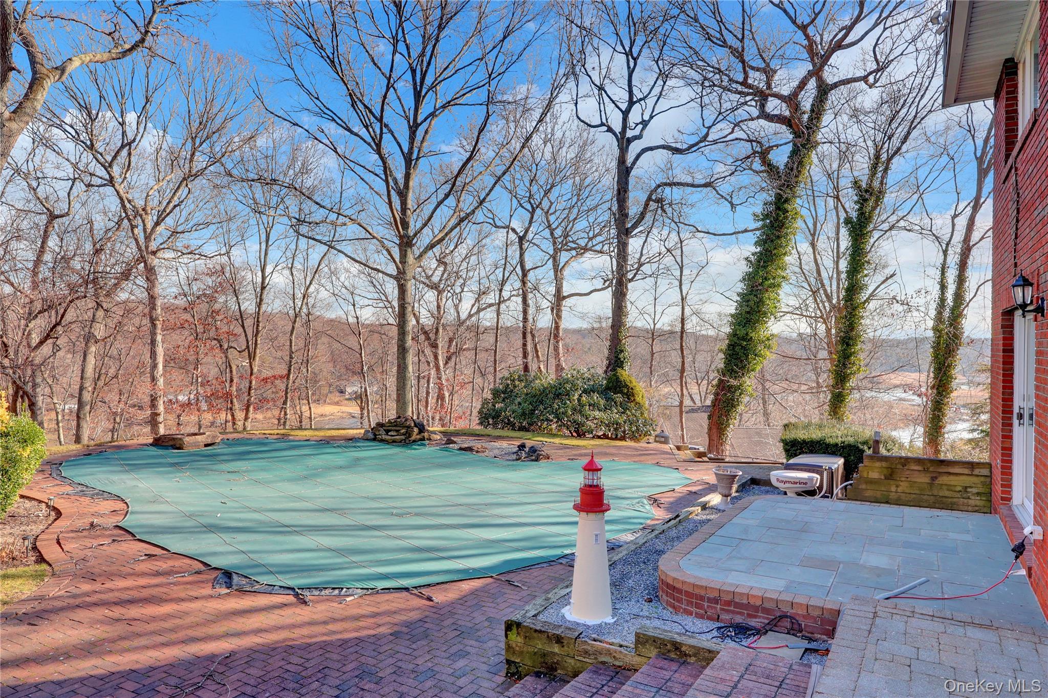 2 Riverview Terrace