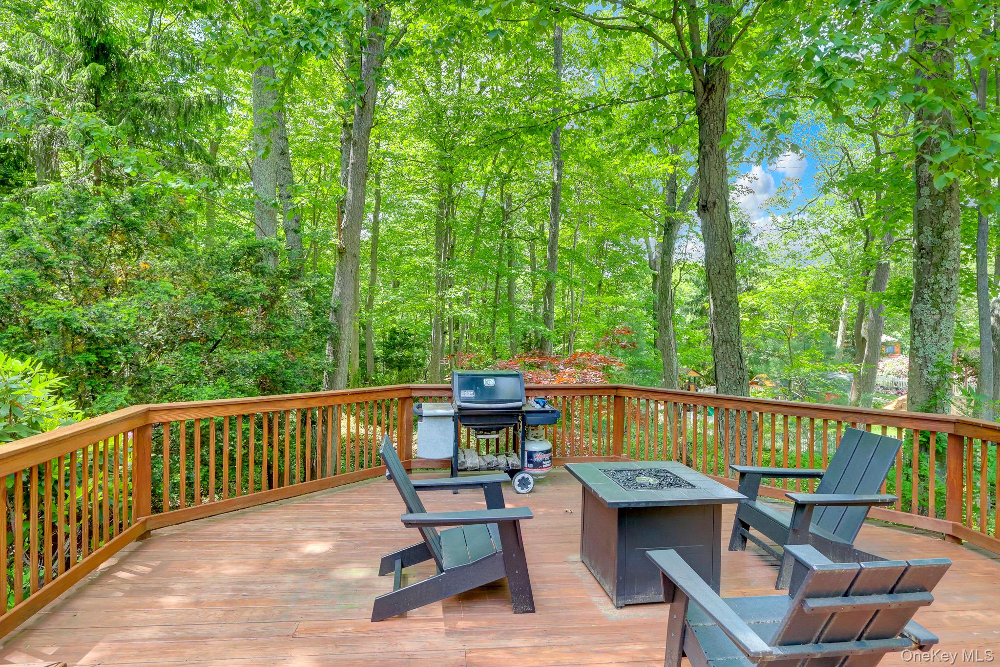16 Maplewood Drive