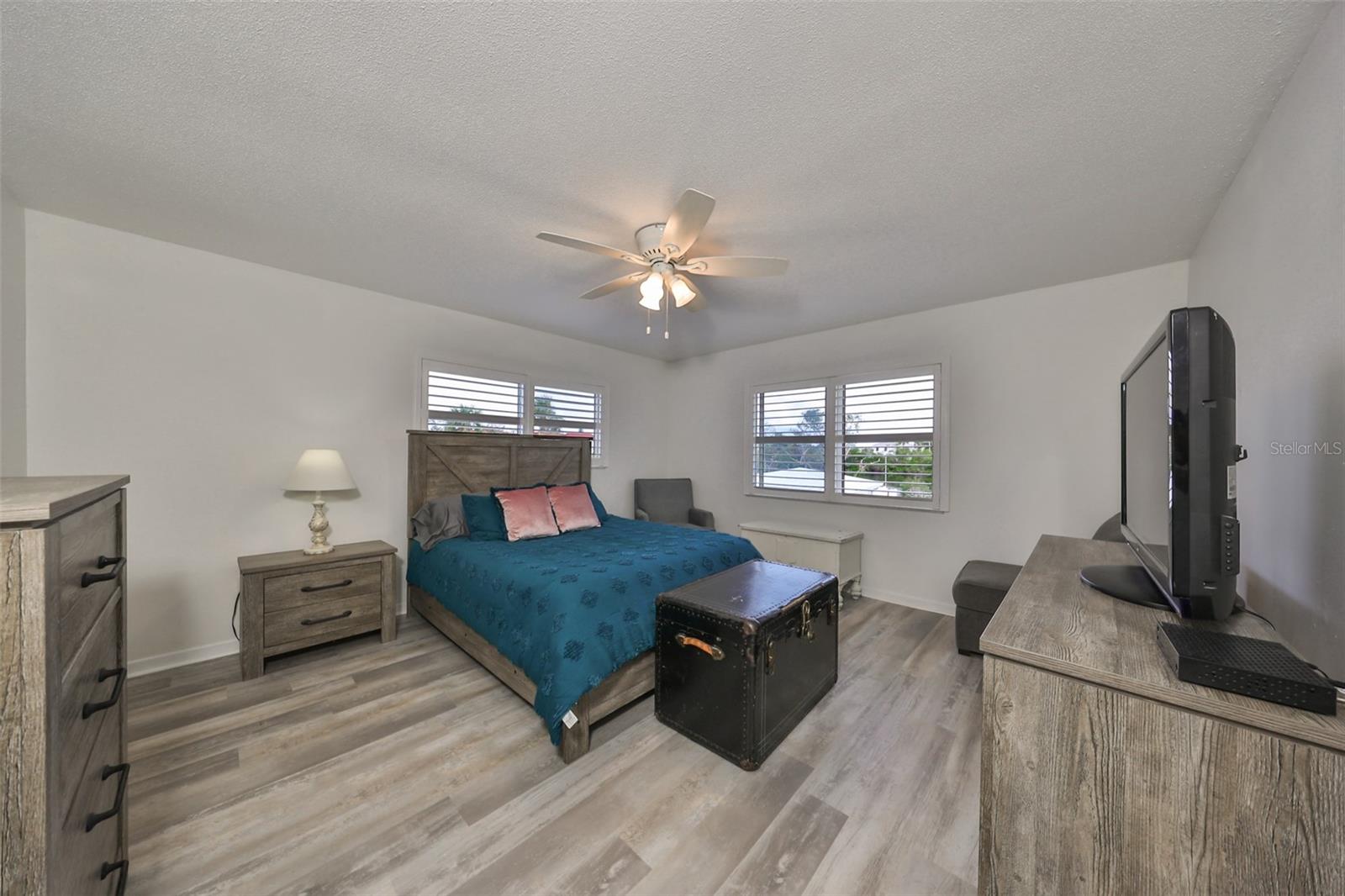 4540 OVERLOOK DR NE #245