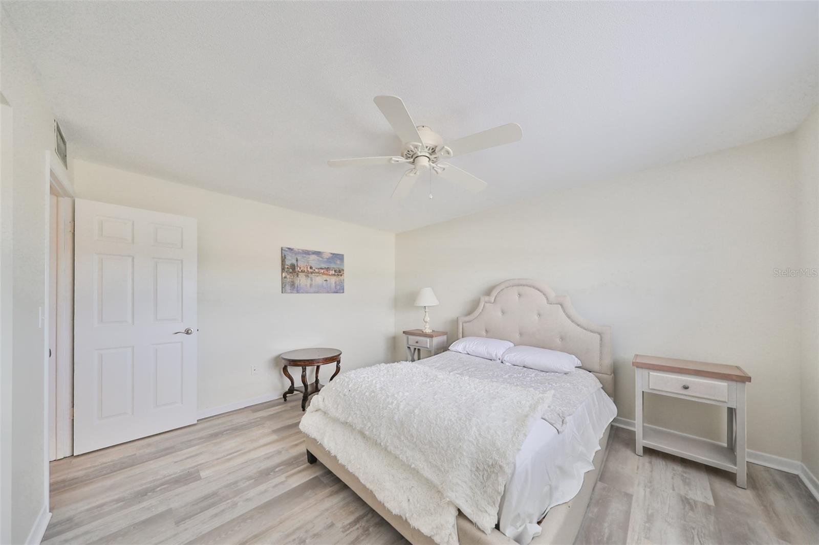 4540 OVERLOOK DR NE #245