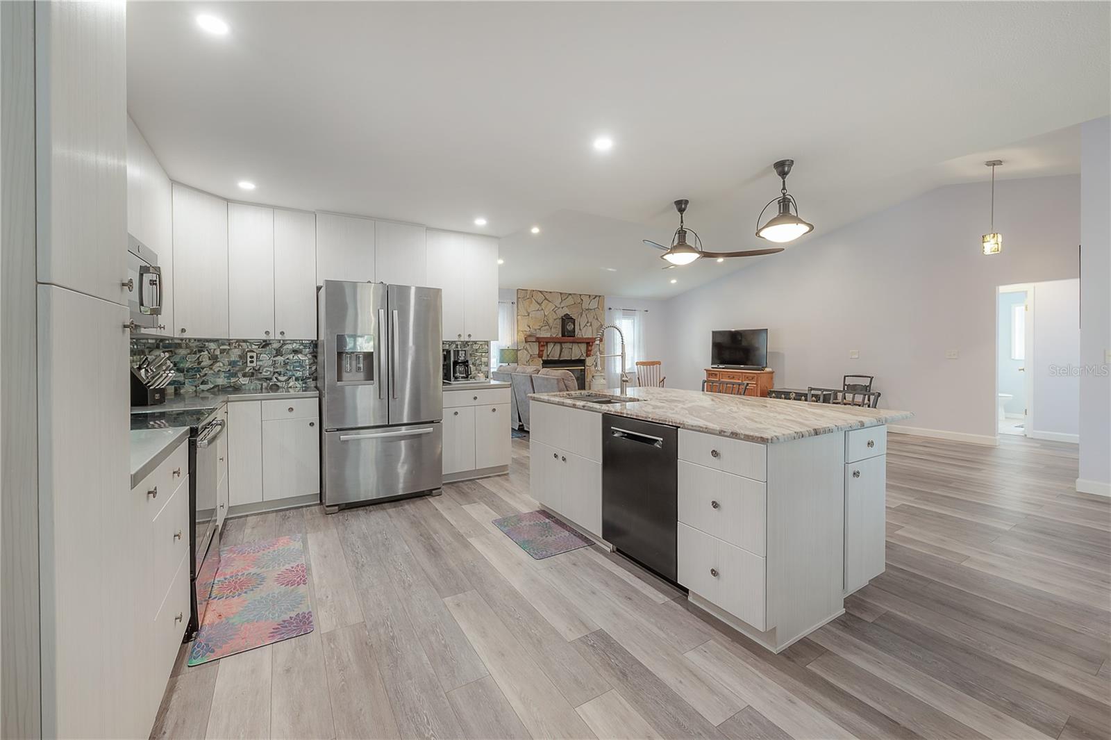 16740 MONTEVERDE DR
