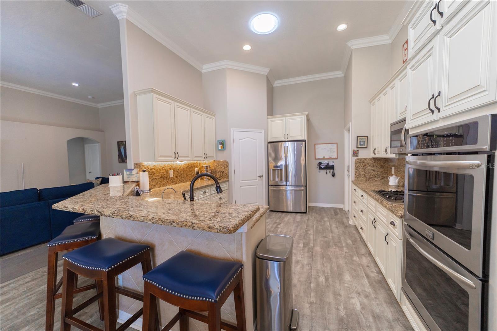 3233 RUSSETT PL