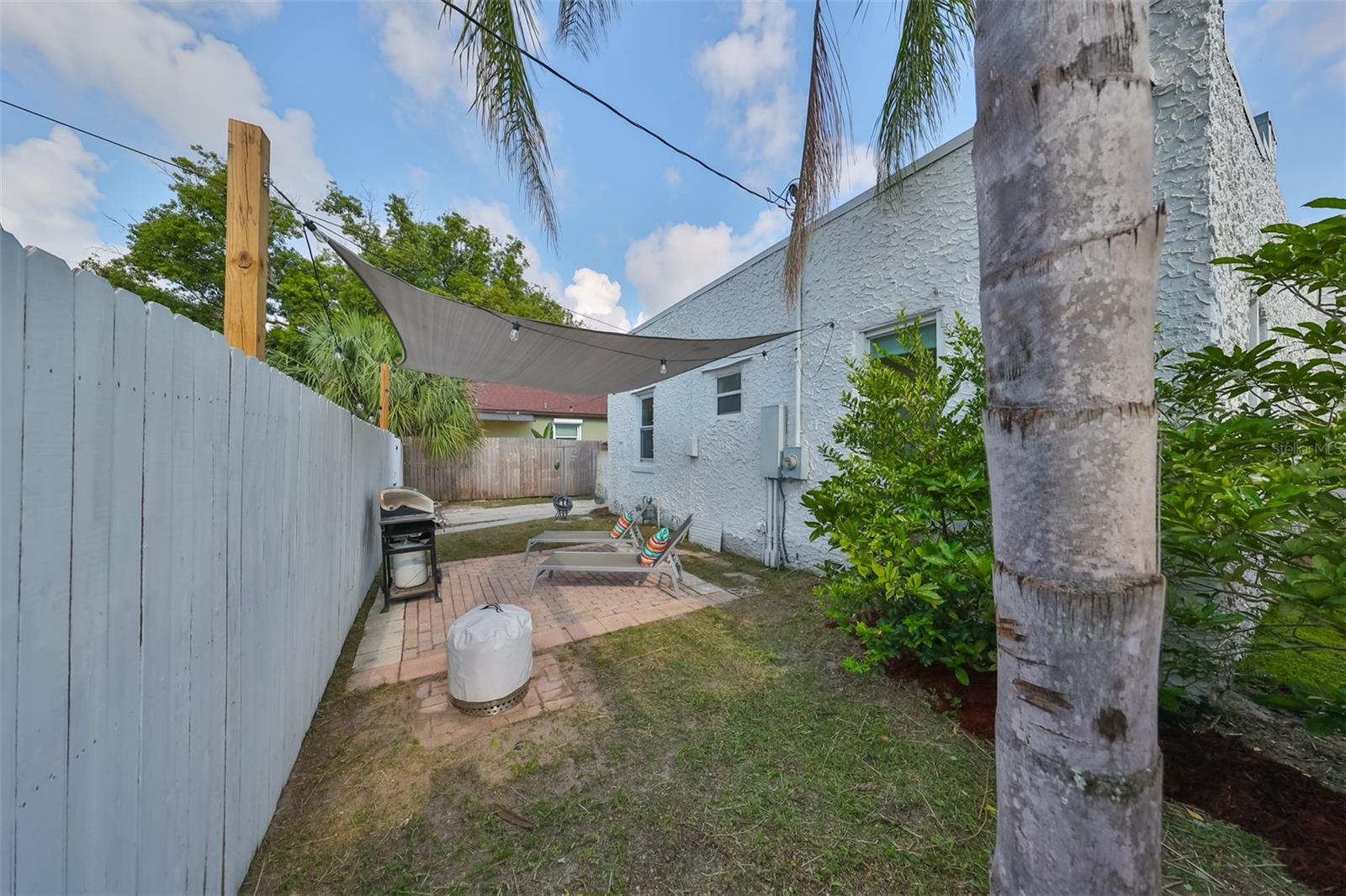 2326 4TH AVE N