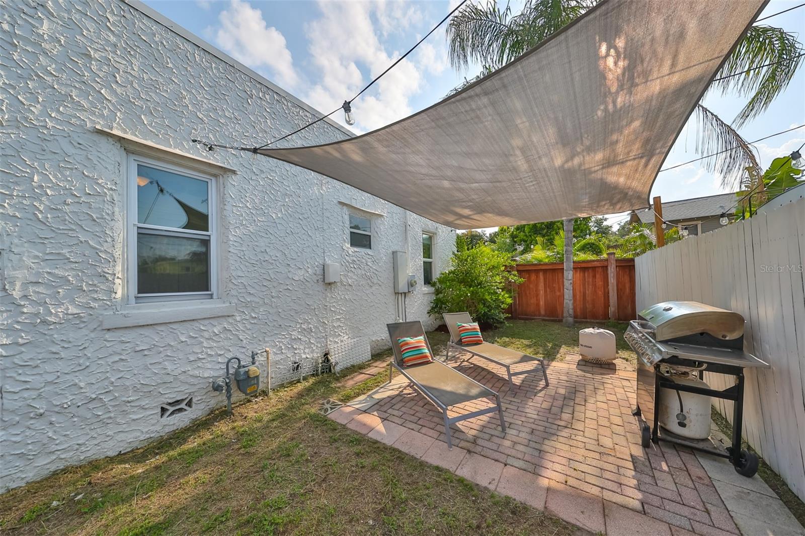 2326 4TH AVE N