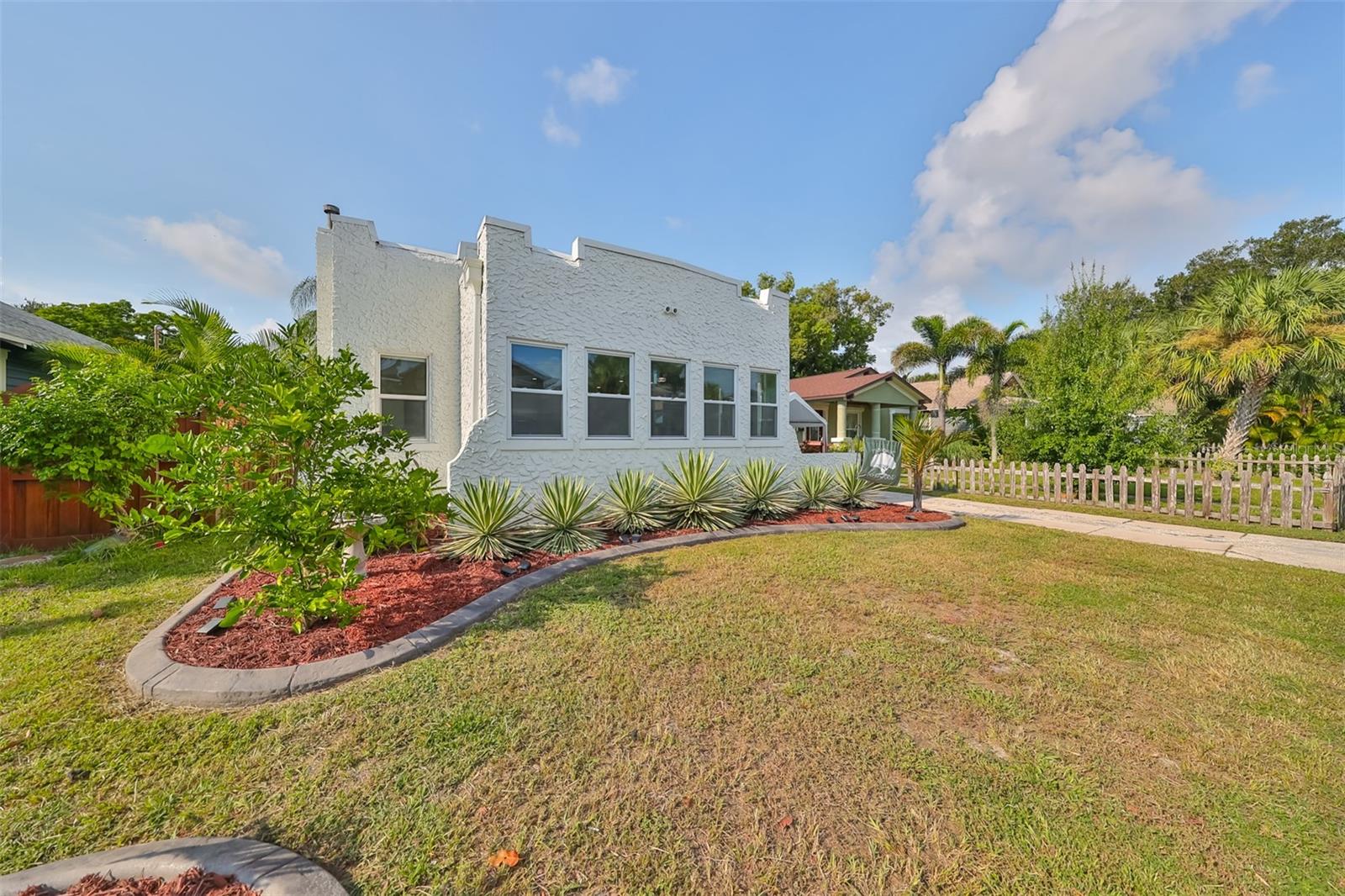 2326 4TH AVE N