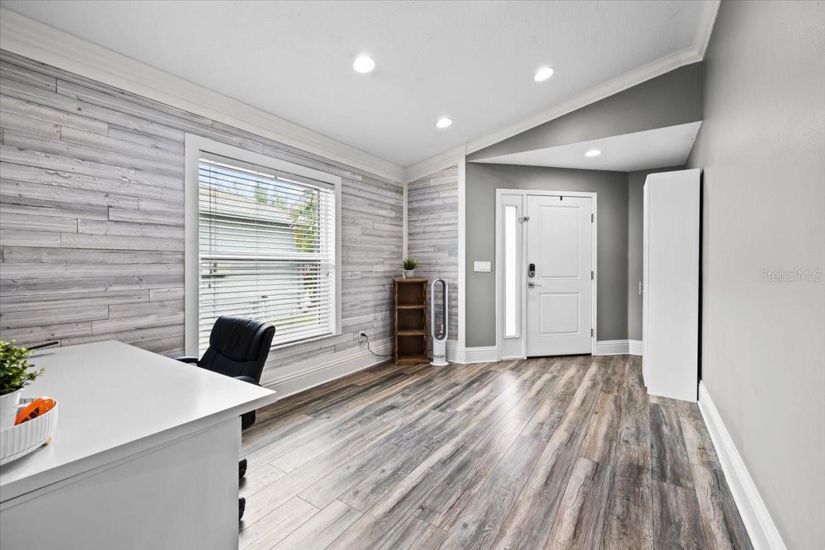 18516 SNOWDONIA DR
