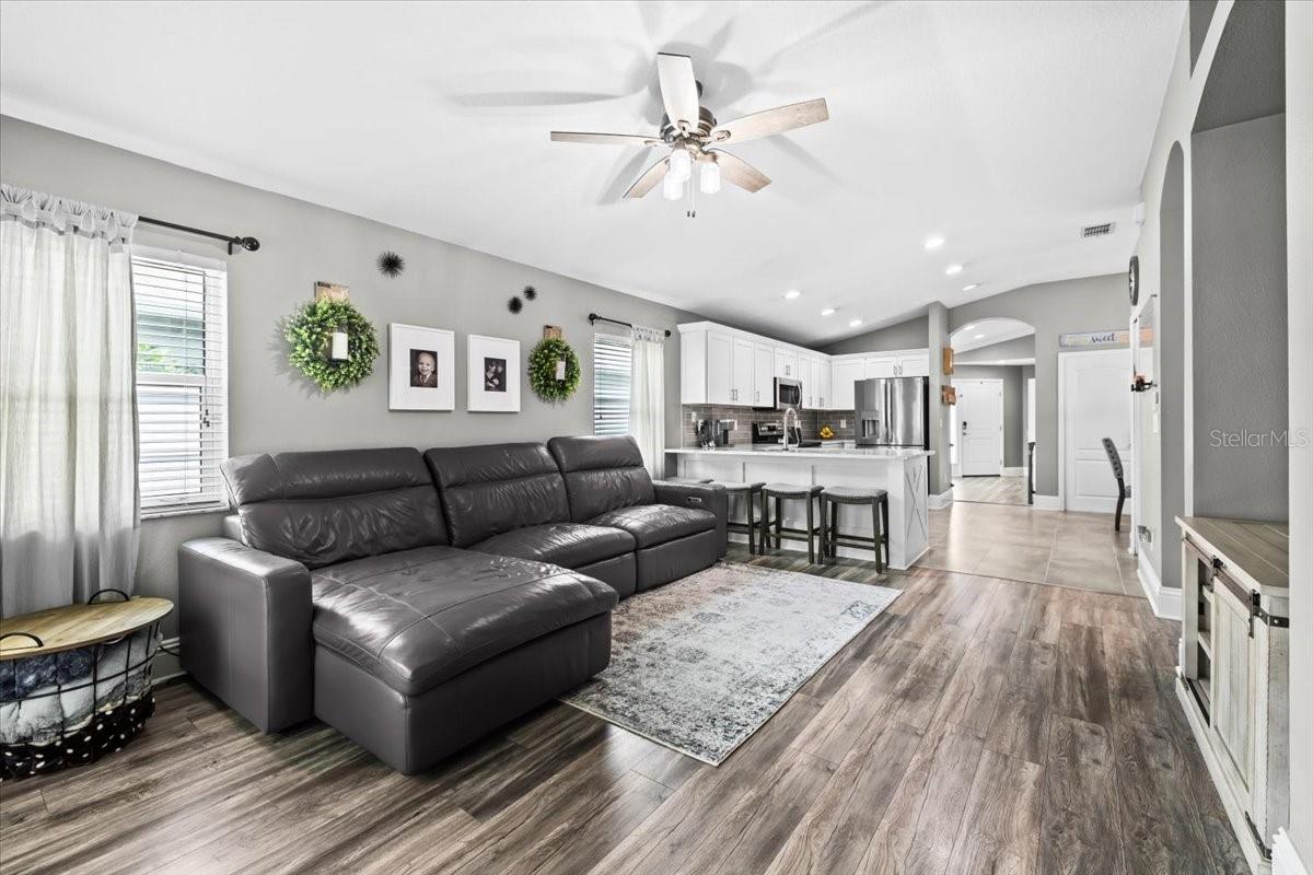 18516 SNOWDONIA DR