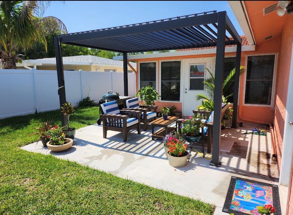 4880 SHELL STREAM BLVD