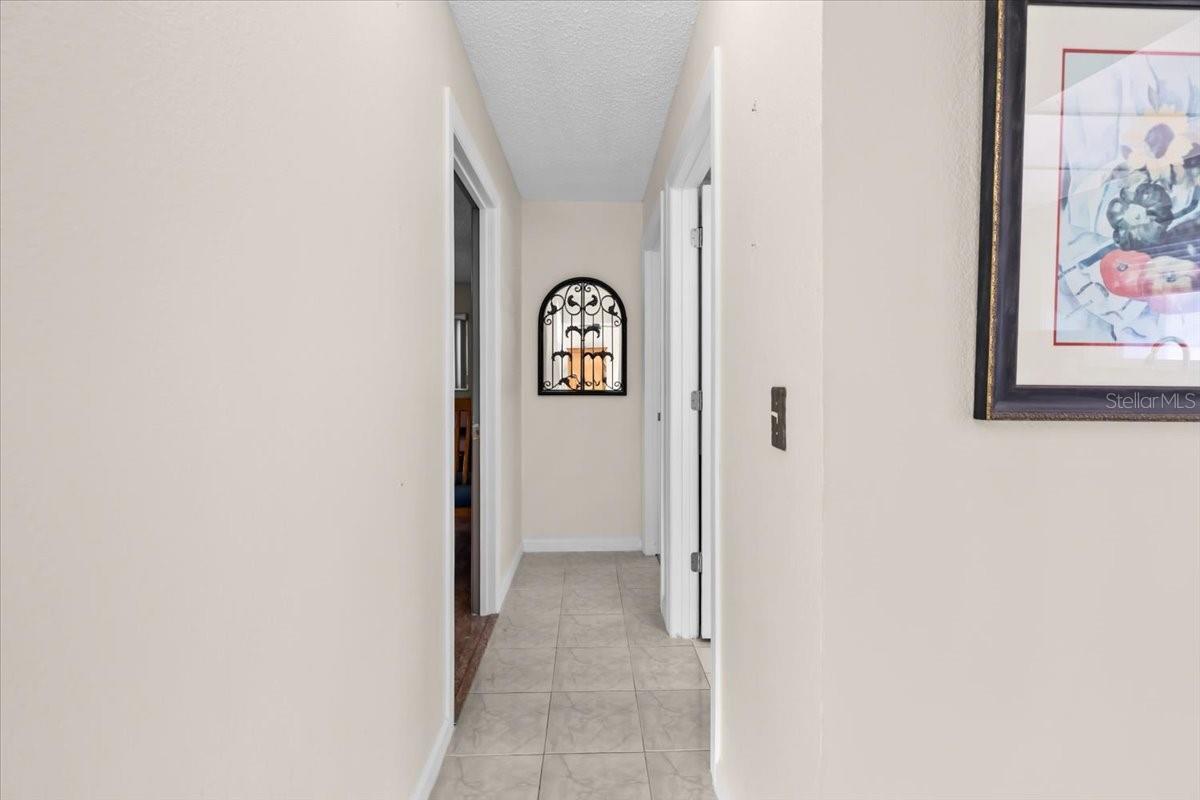 4880 SHELL STREAM BLVD