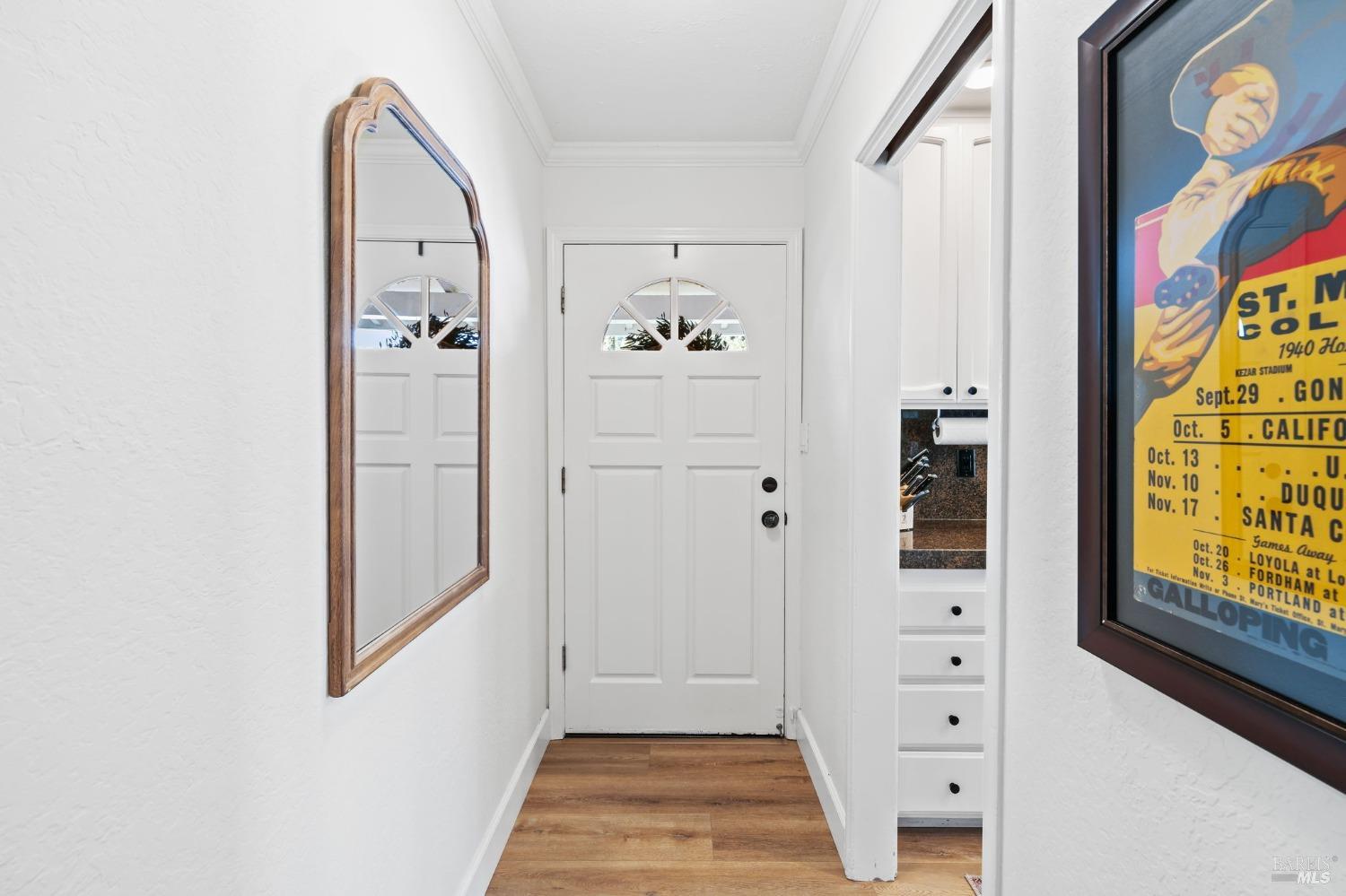 1080 Linda Vista Ave