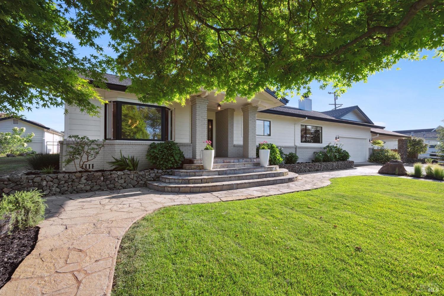 105 Kreuzer Ln