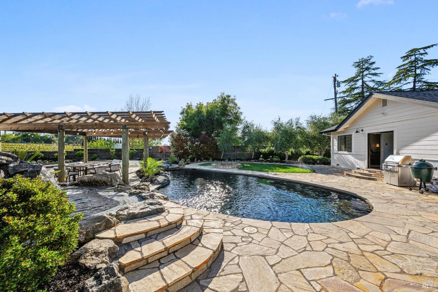 105 Kreuzer Ln