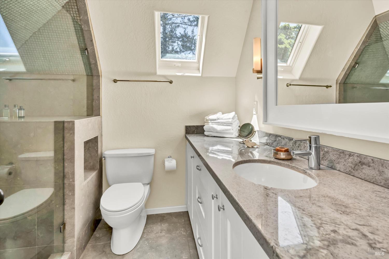 511 Kortum Canyon Rd