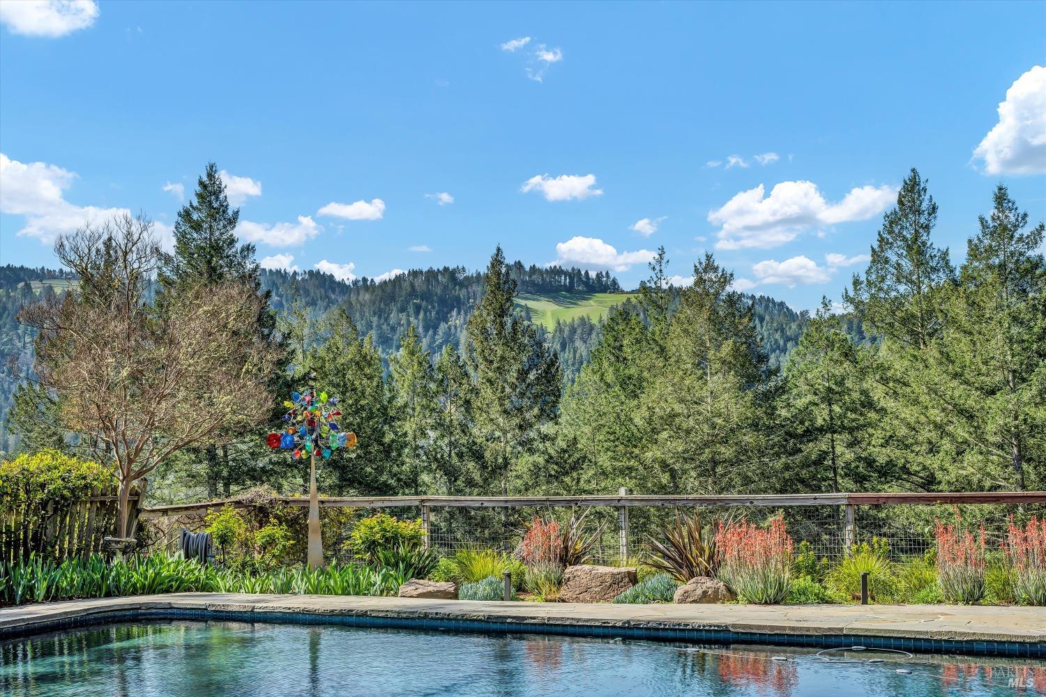 511 Kortum Canyon Rd