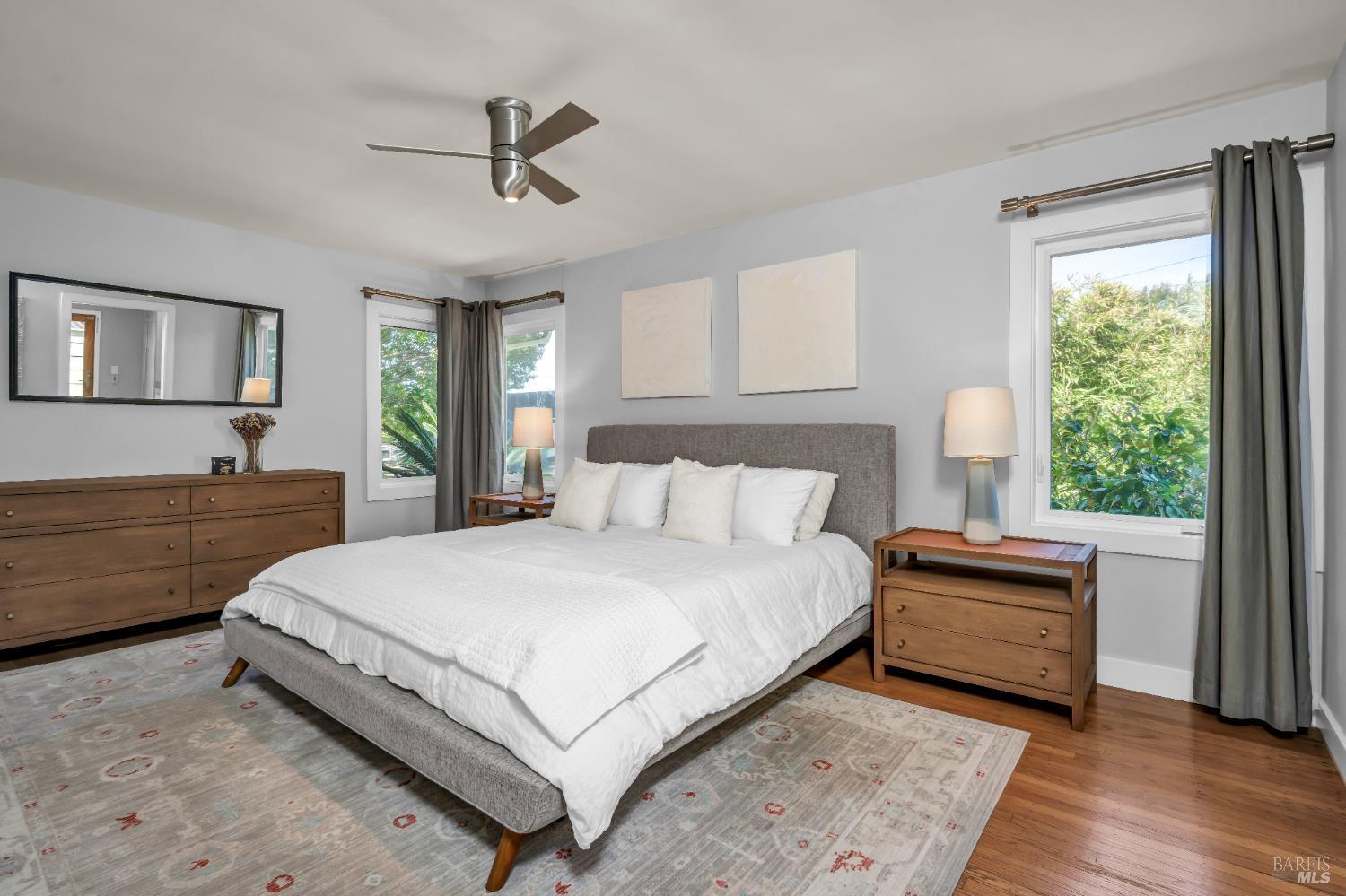 186 S Seymour Street