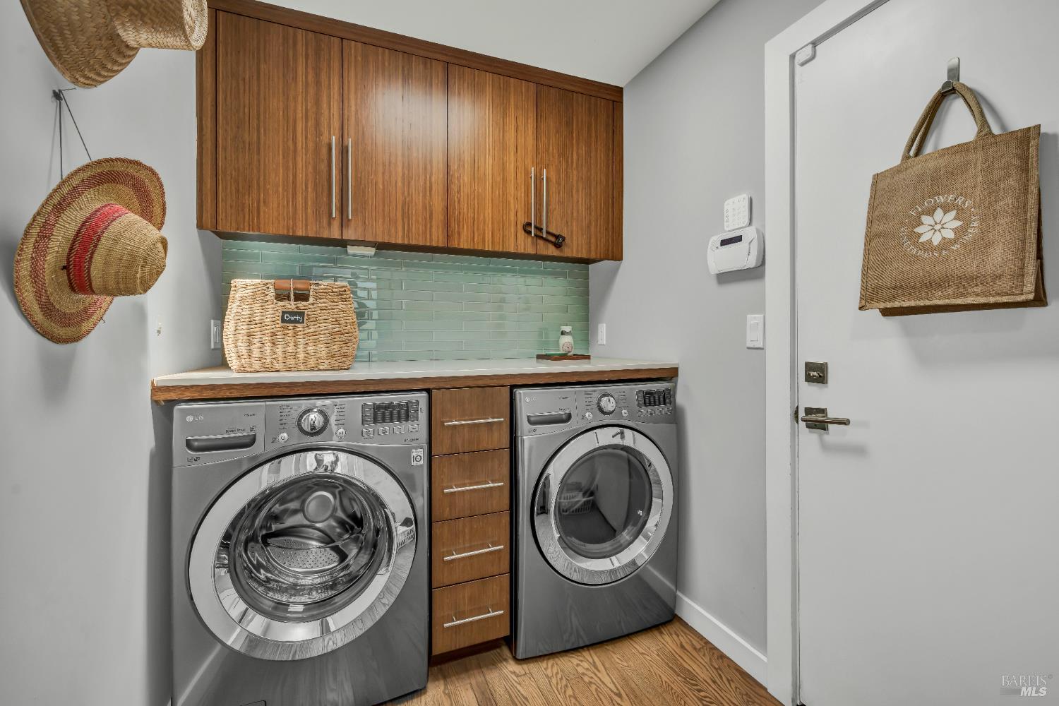 186 S Seymour Street