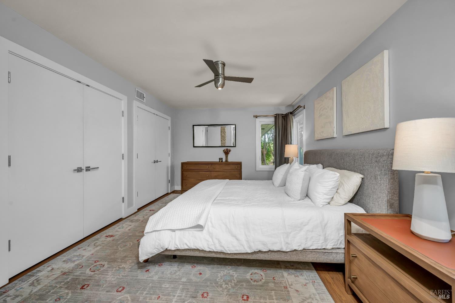 186 S Seymour Street