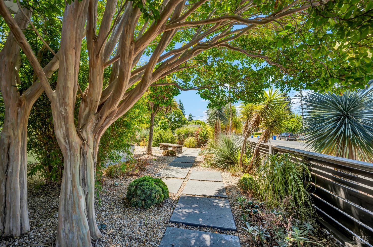 186 S Seymour Street