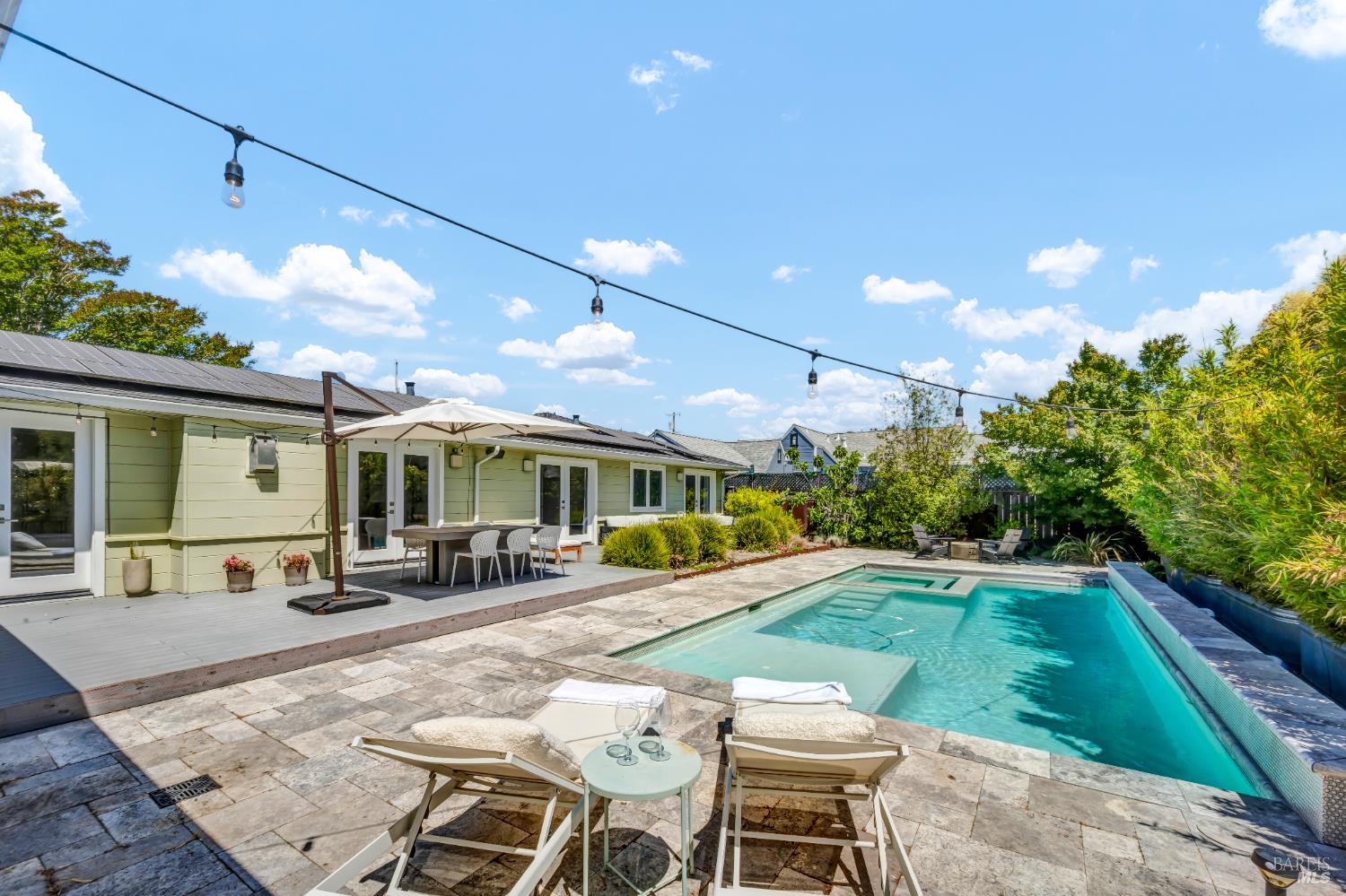 186 S Seymour Street