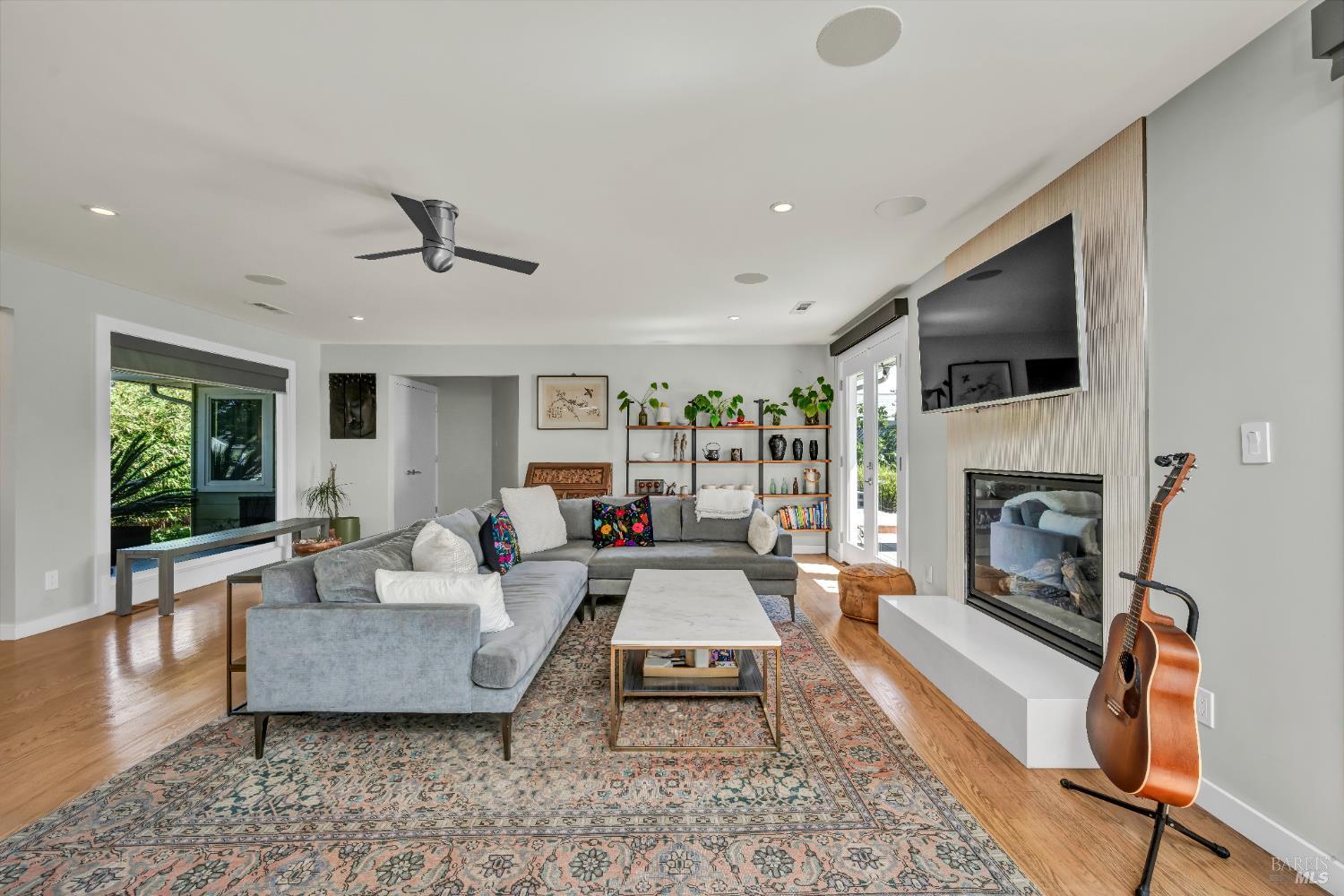 186 S Seymour Street