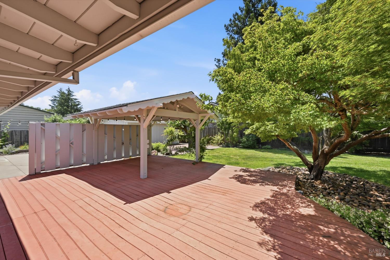 1124 Wine Country Avenue