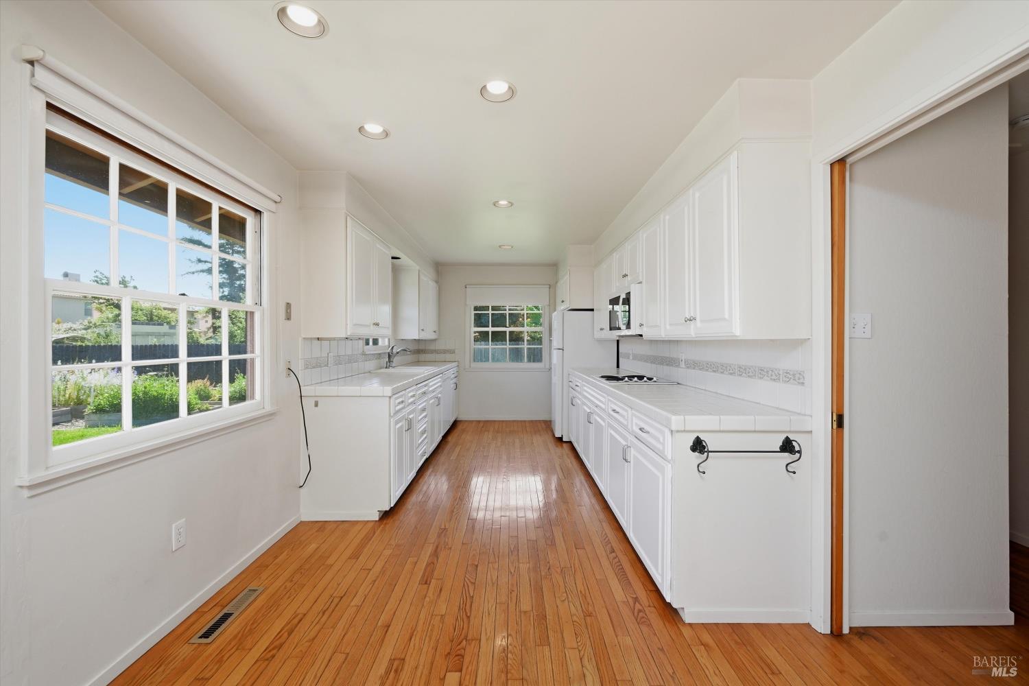 1120 Wine Country Avenue