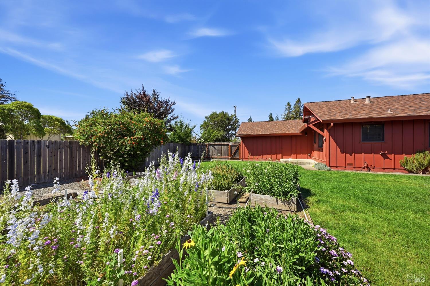 1120 Wine Country Avenue