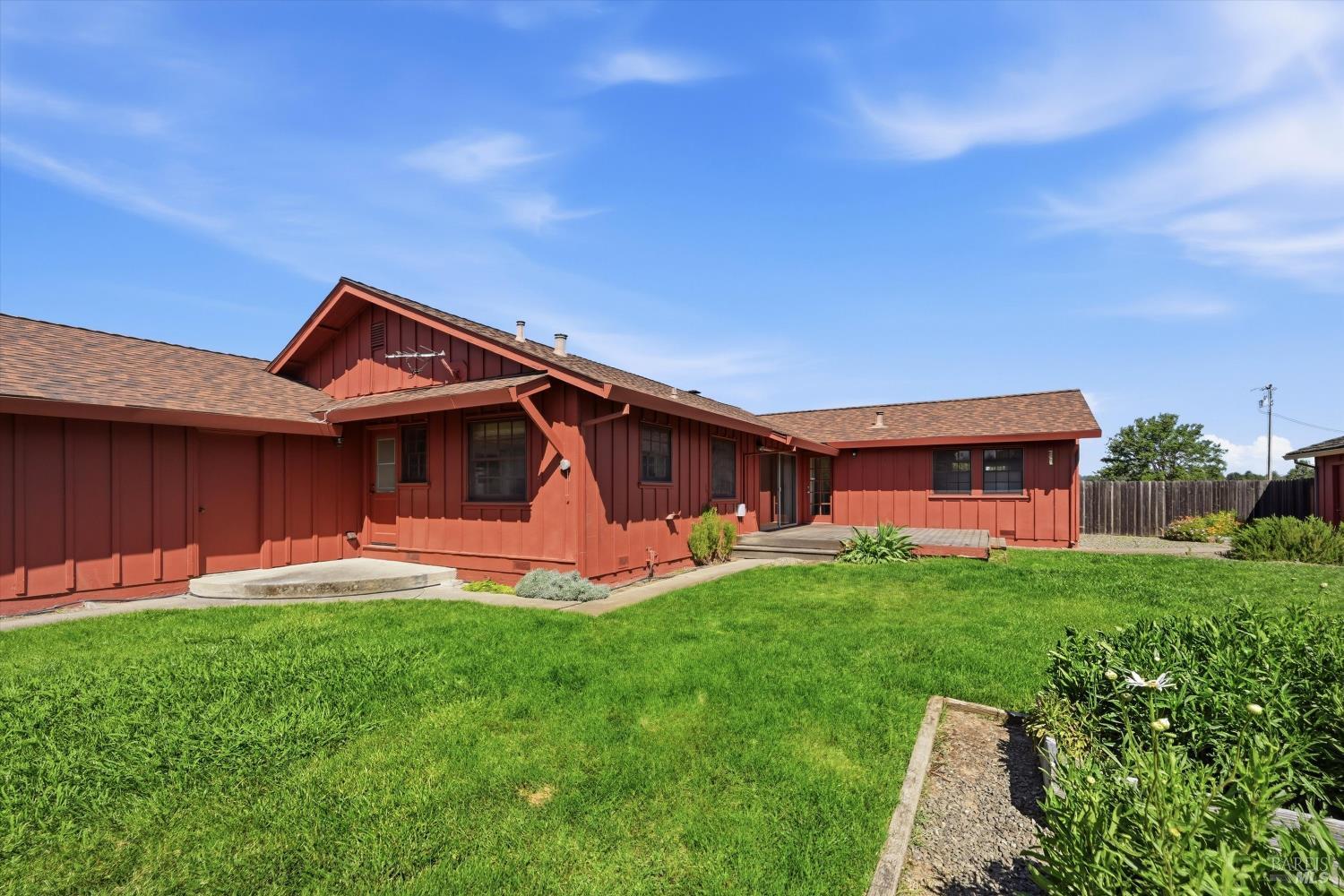 1120 Wine Country Avenue