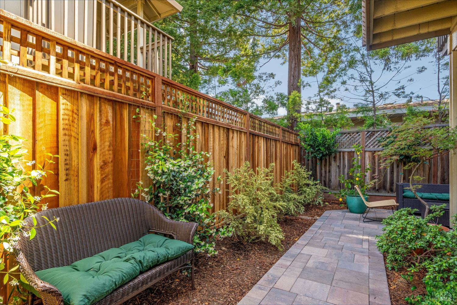 3204 Villa Lane