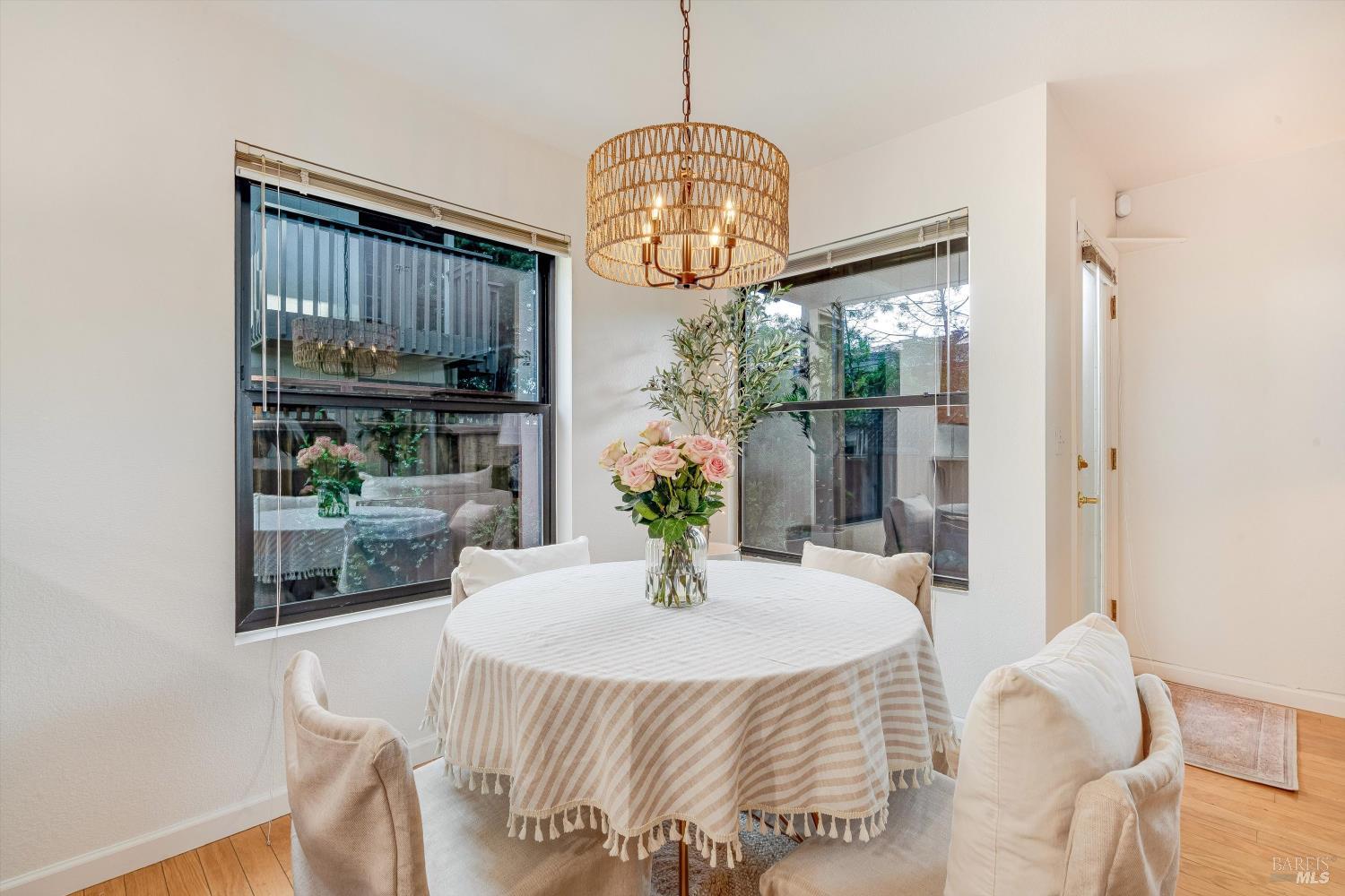 3204 Villa Lane
