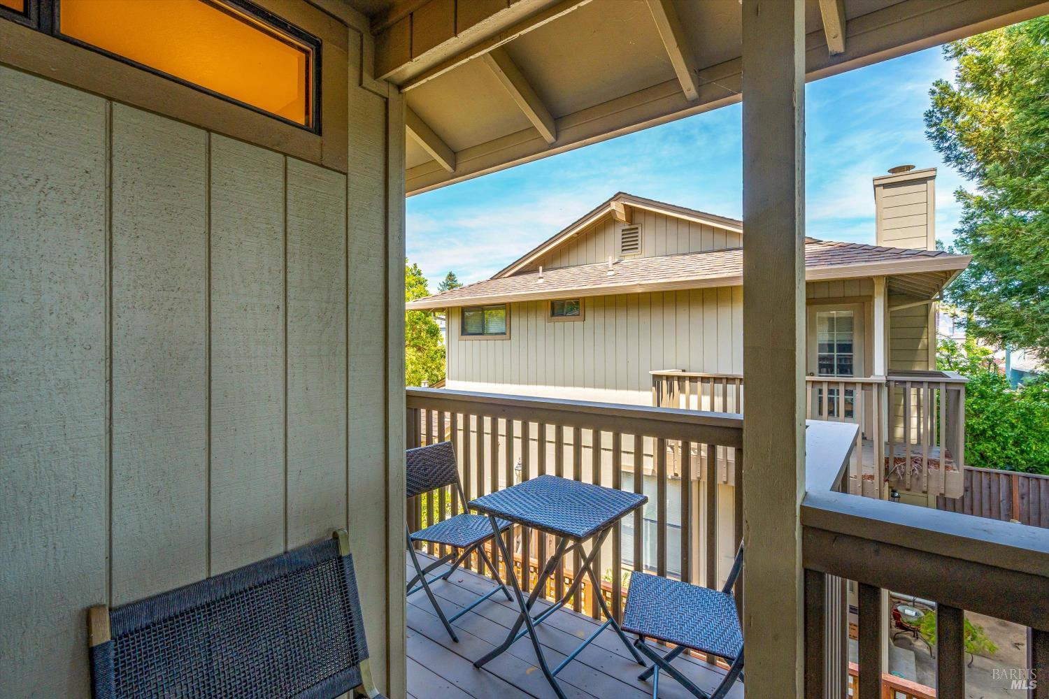 3204 Villa Lane
