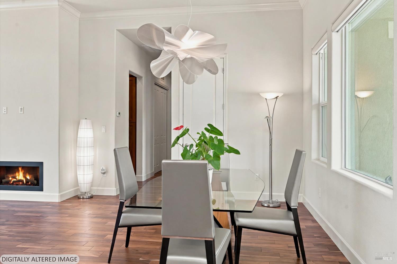 972 Serendipity Way