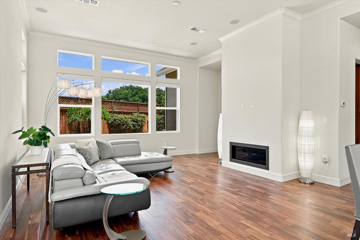 972 Serendipity Way