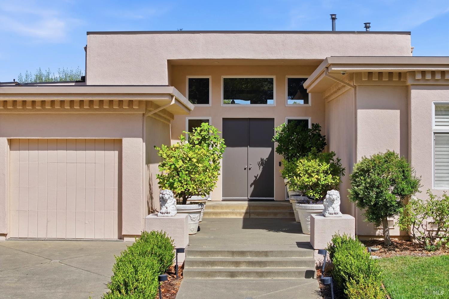 1420 Rosewood Lane