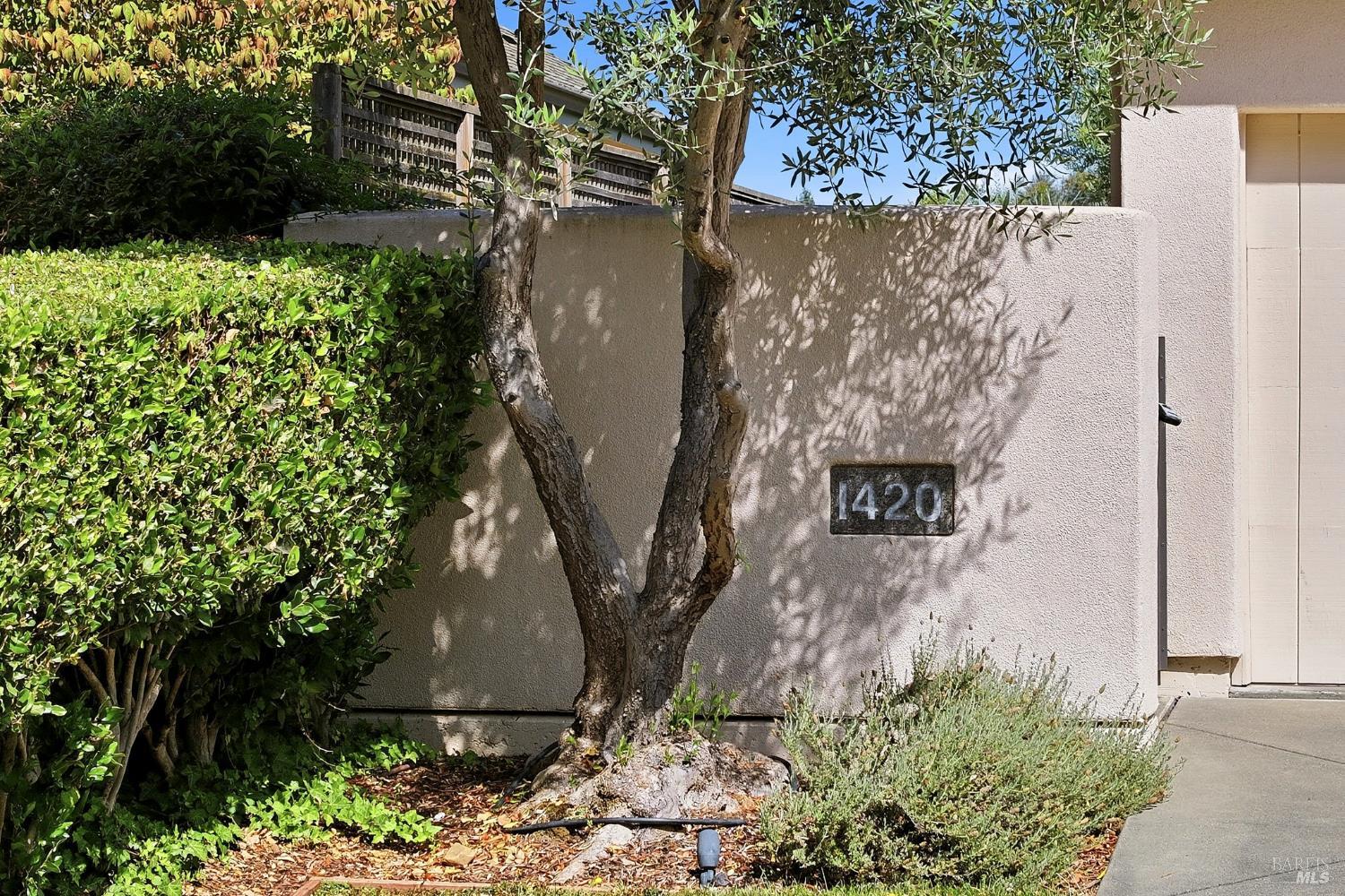 1420 Rosewood Lane