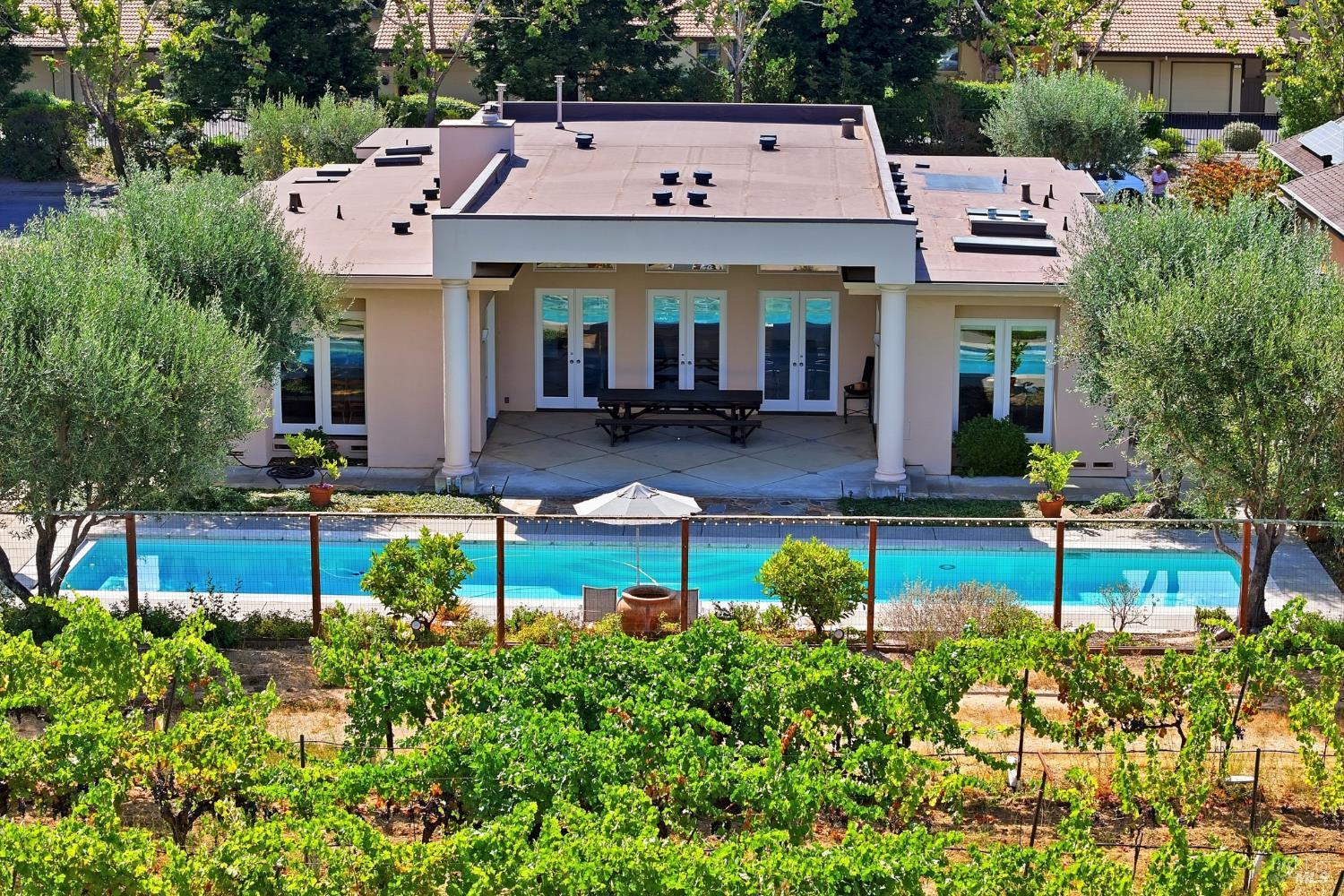 1420 Rosewood Lane