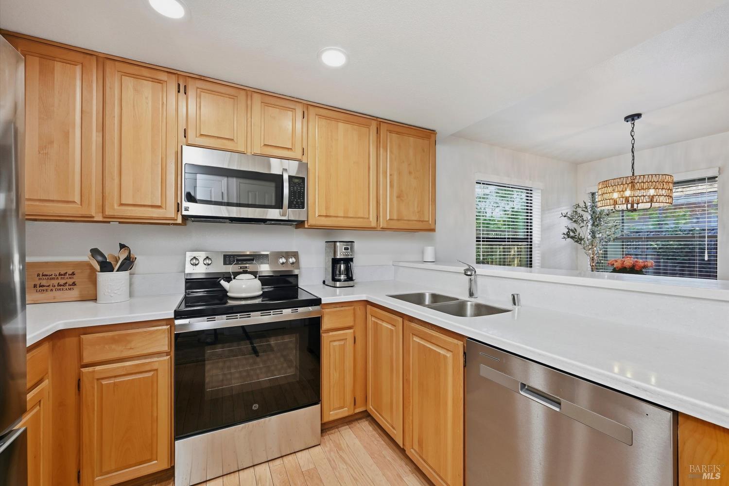 3204 Villa Lane