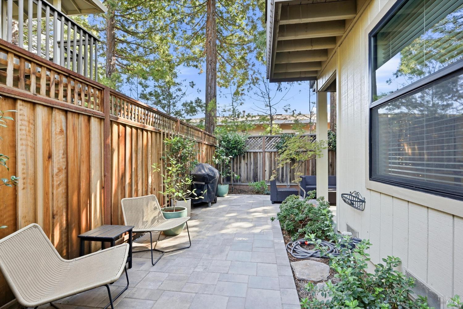 3204 Villa Lane