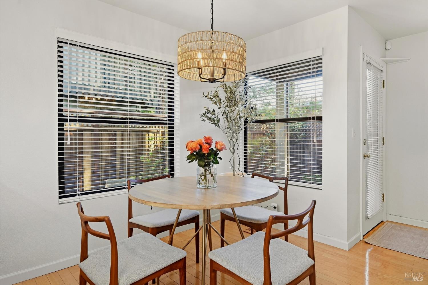 3204 Villa Lane