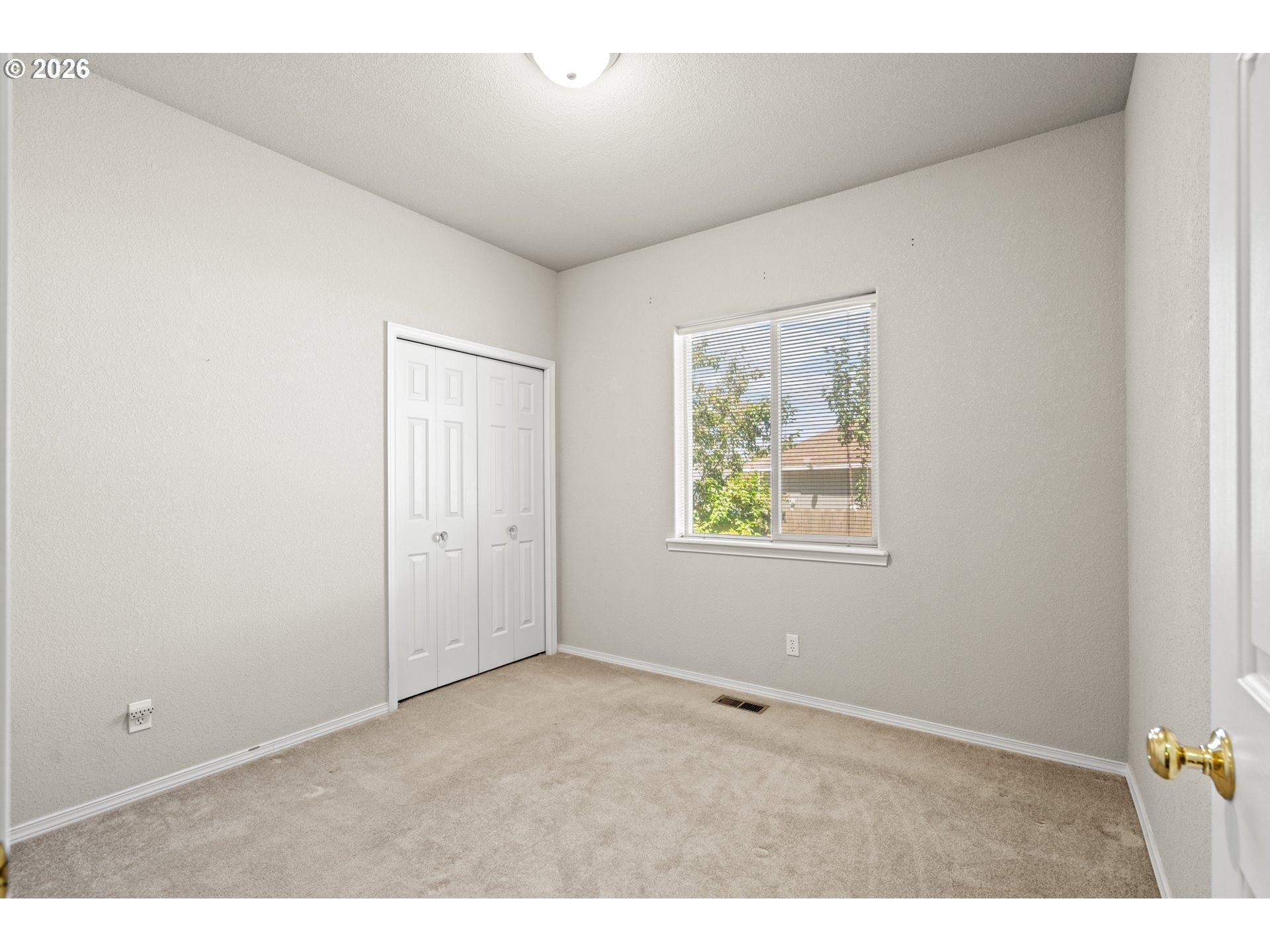 2433 CURLEW ST