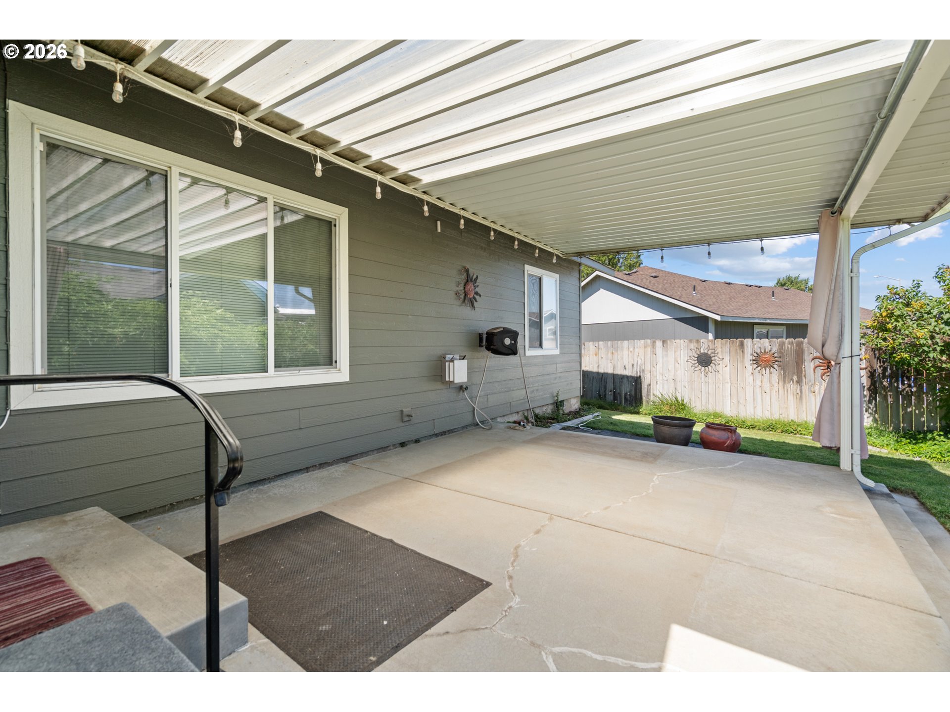 2433 CURLEW ST