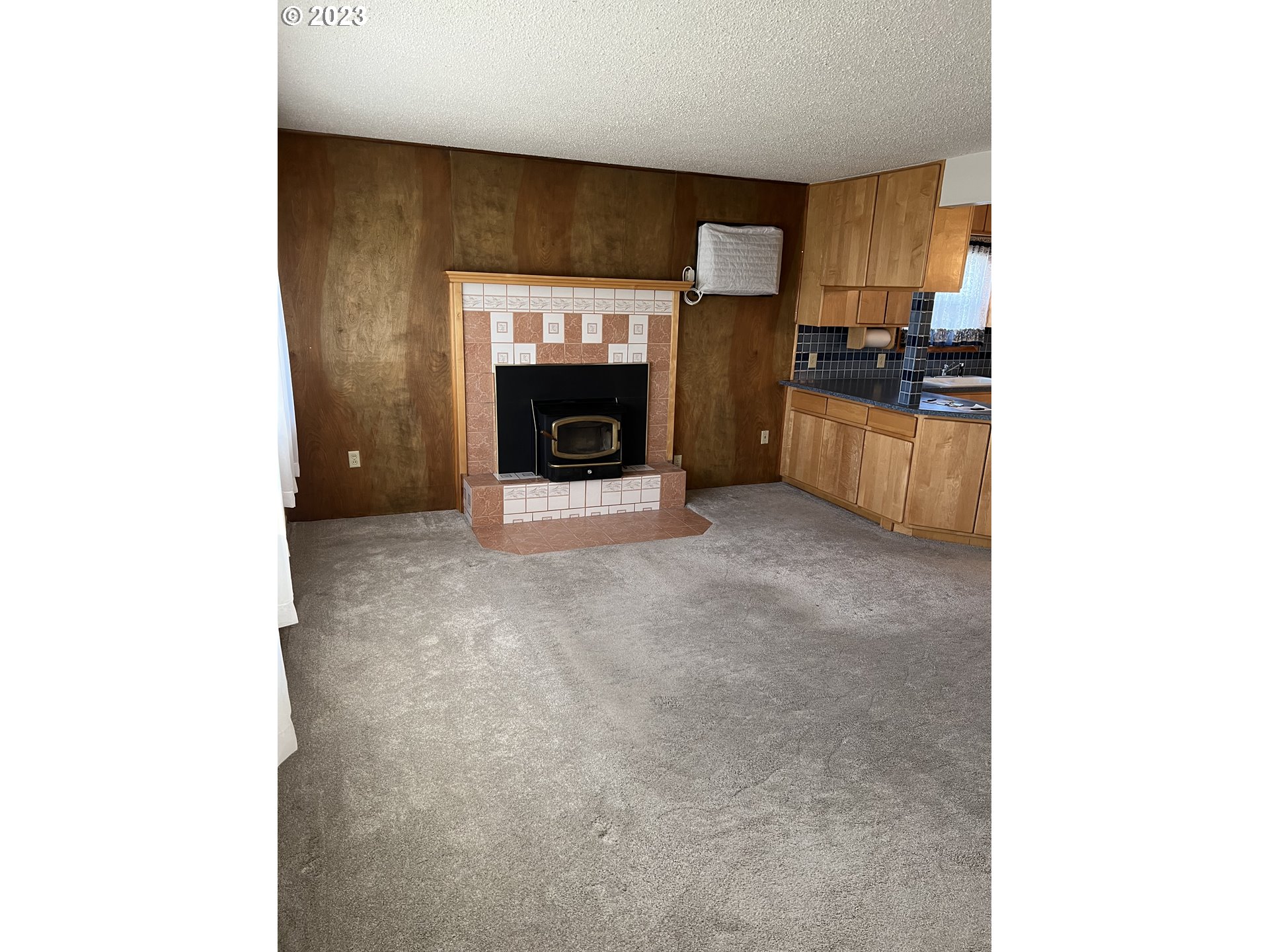 840 W MADRONA AVE