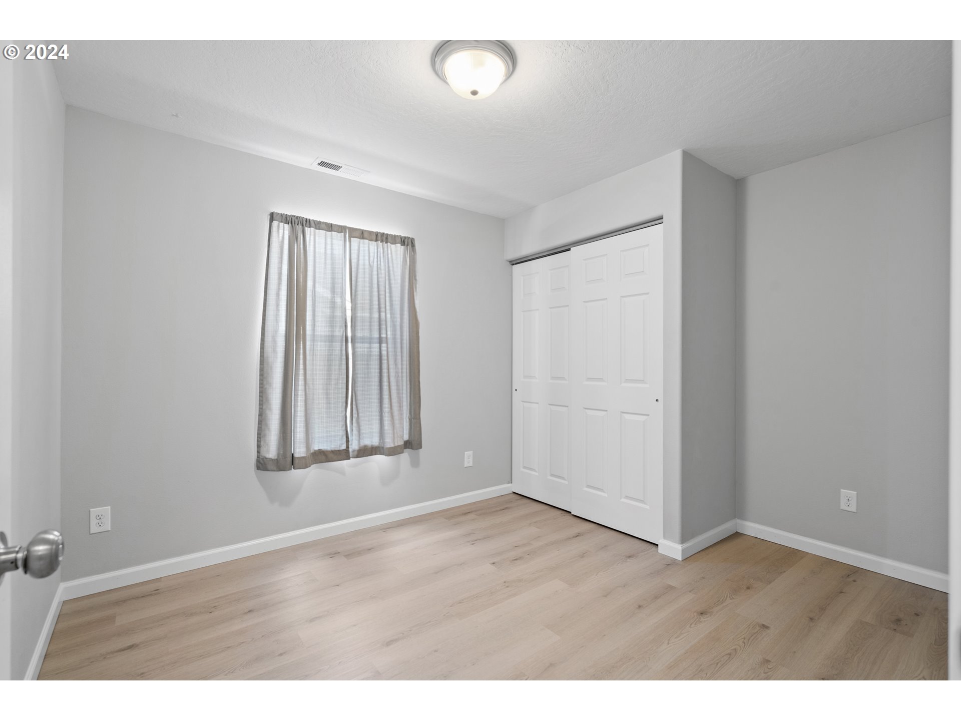 242 GROUSE CT