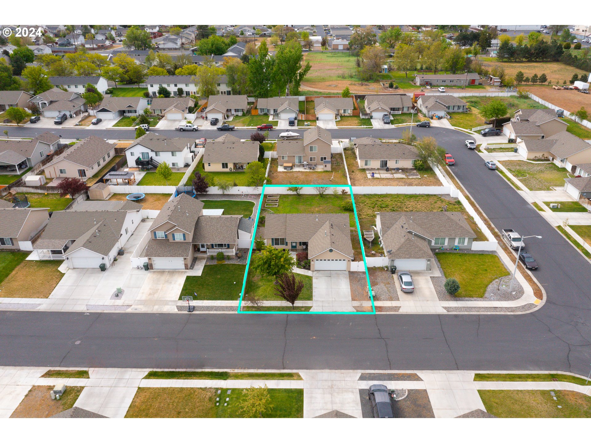 242 GROUSE CT