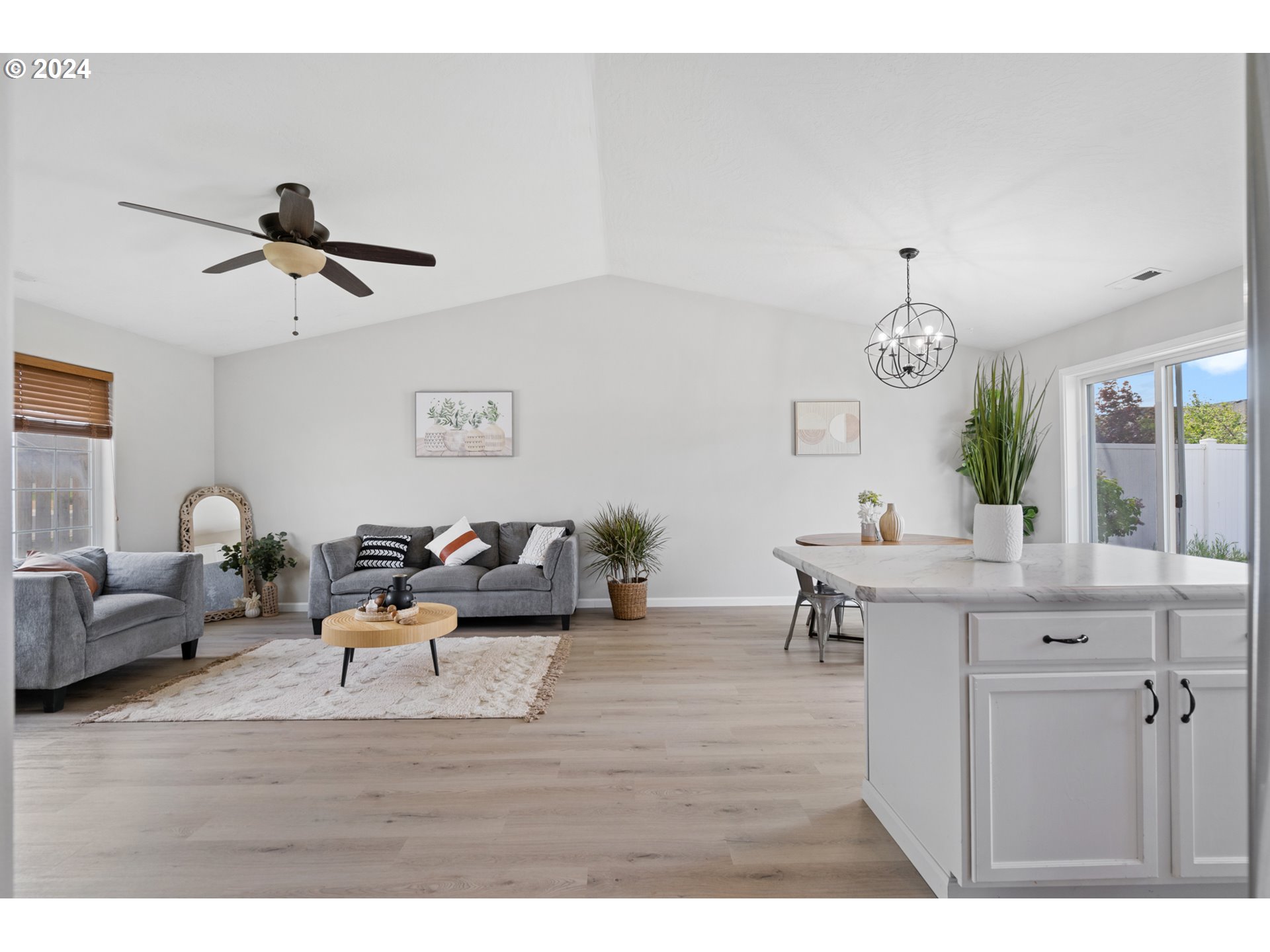242 GROUSE CT