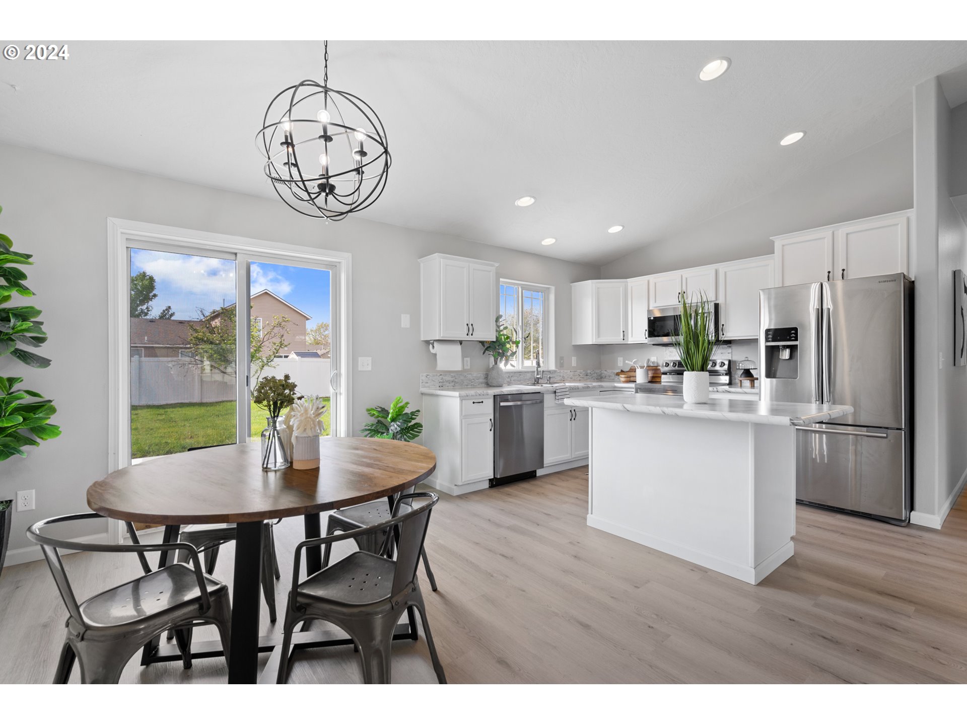 242 GROUSE CT