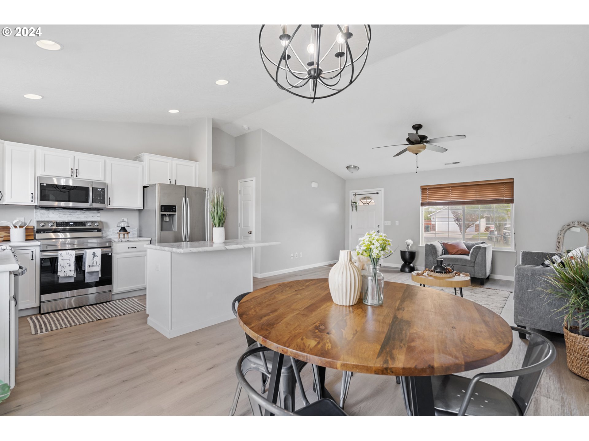 242 GROUSE CT