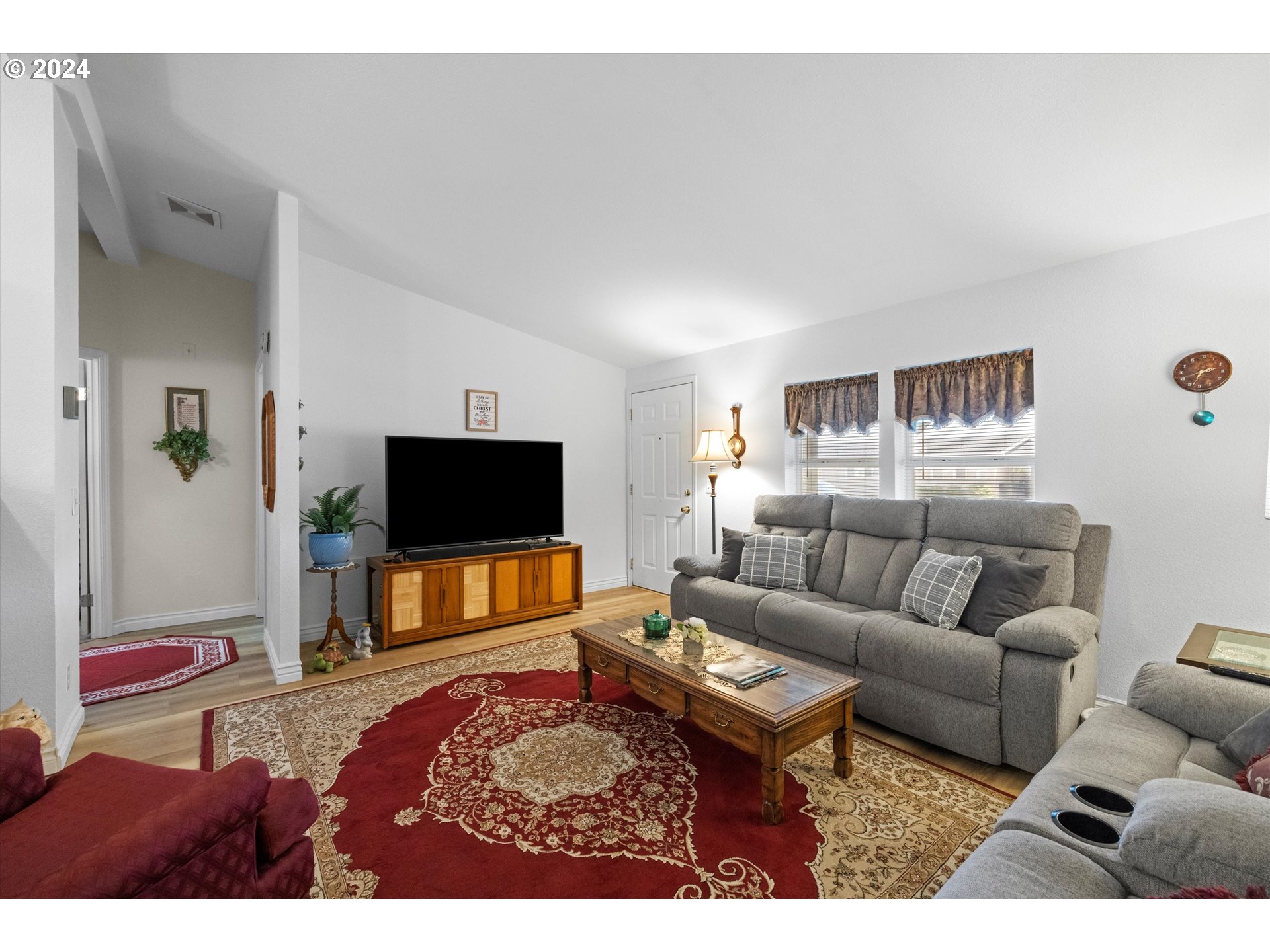 1542 SW AMBER CT